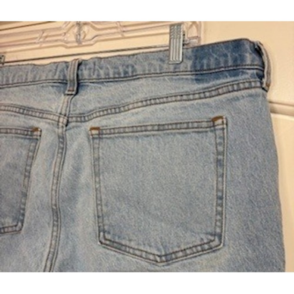 Abercrombie & Fitch 90s Straight Mid Rise Distressed Jeans Light Wash Blue 33 L - Picture 5 of 11